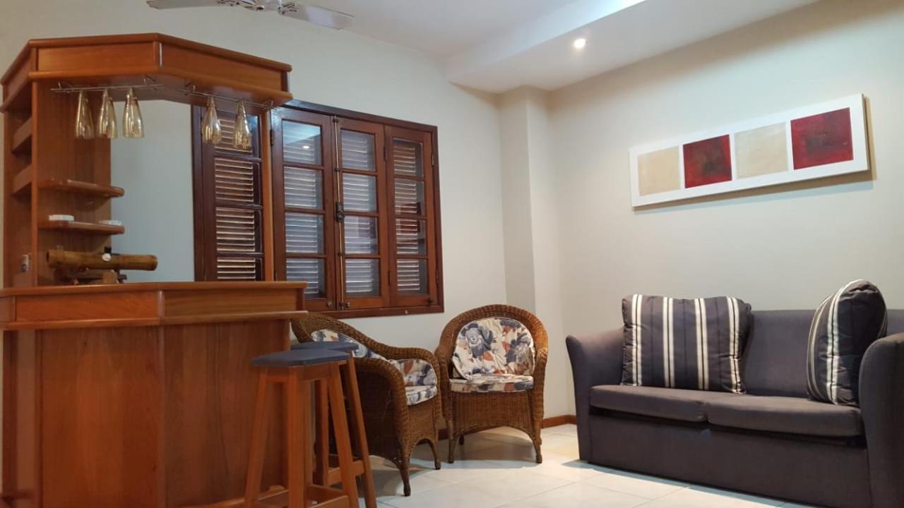 Banho De Mar Em Cabo Frio Villa Bagian luar foto